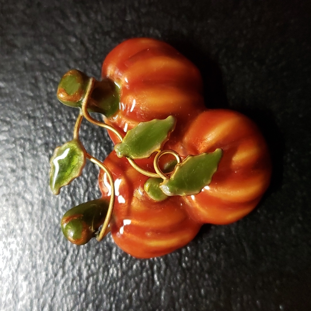 Pumpkin Brooch